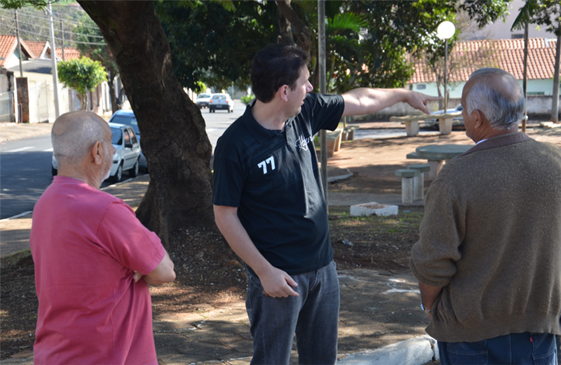Giovanni Bonfim visitou diferentes bairros para avaliar transporte urbano