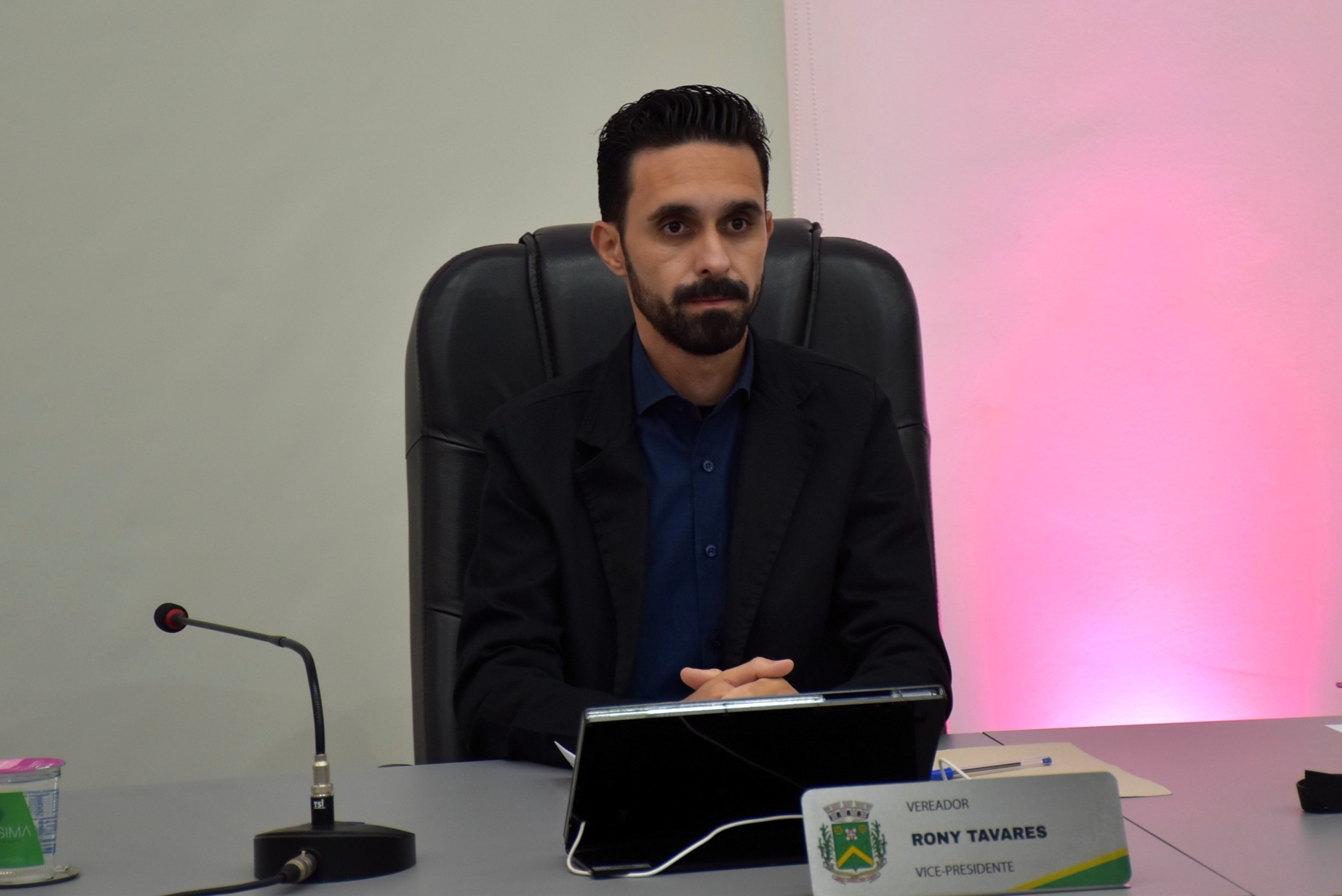 Vereador pede informações sobre serviço de coleta de lixo domiciliar no município