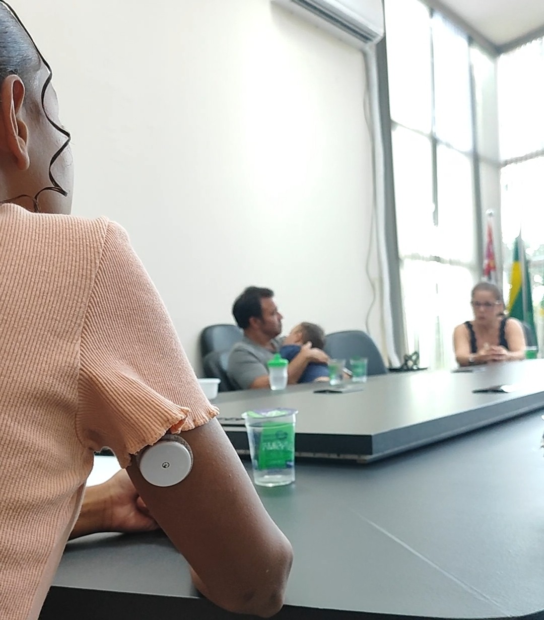 Lei que cria programa de monitoramento contínuo de glicose para crianças e adolescentes é sancionada em Santa Bárbara d'Oeste