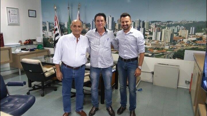 Antonio da Loja esteve reunido com Omar Najar e Roger