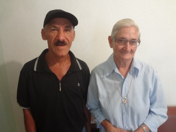Pereira homenageia Jovelina Dominga Mazucatto.