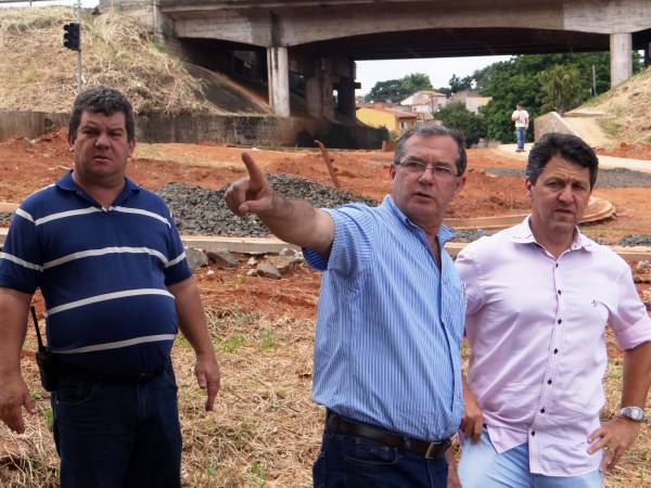 A pedido de Kadu, secretário de Obras visitou o Santa Inês